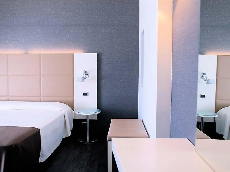 Hotel Maddalena Riccione Italië